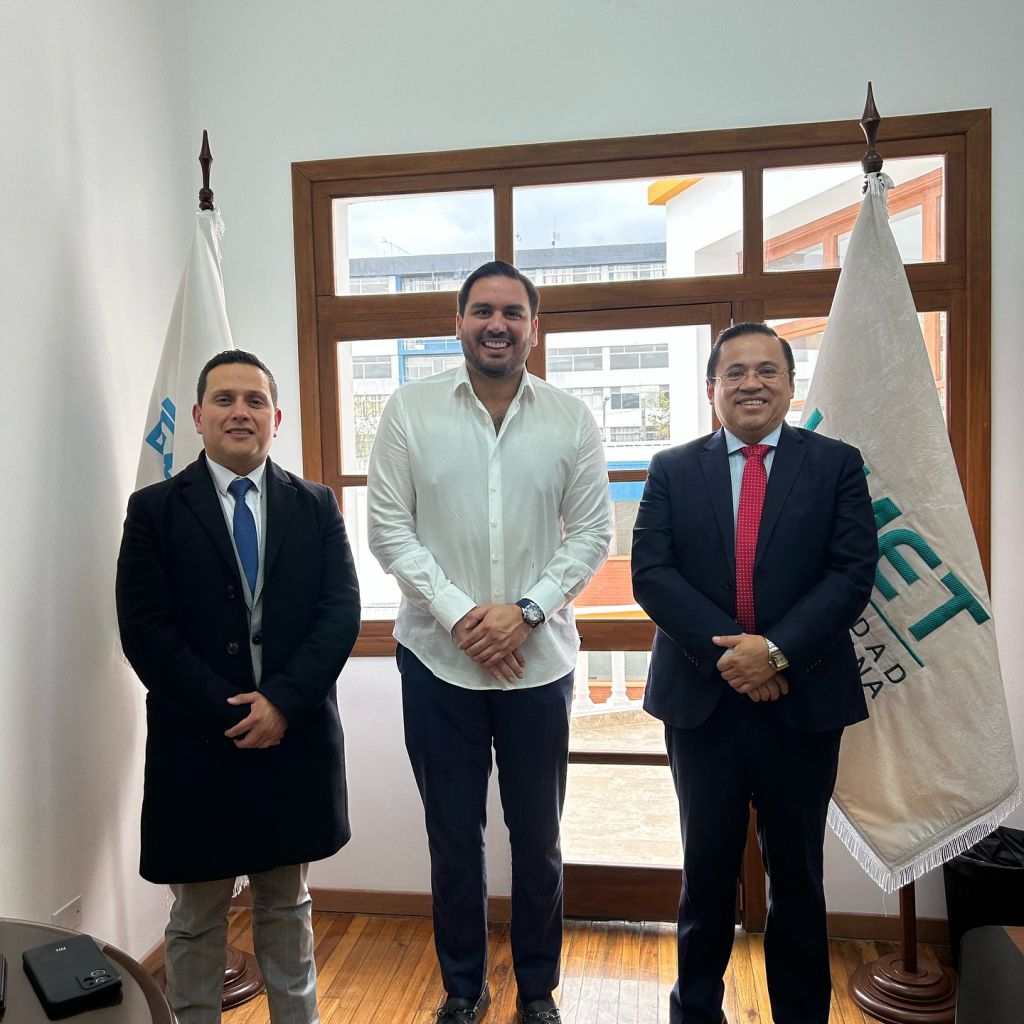 Visita Especial en la Facultad de Derecho de la UMET del Dr. Andrés Xavier Fantoni Baldeón