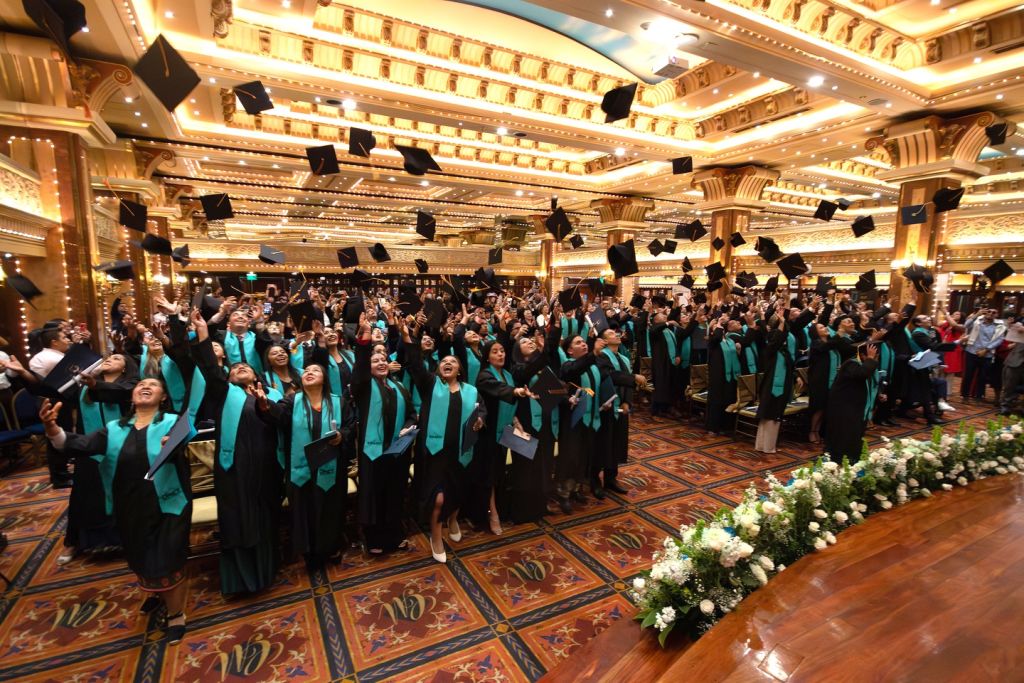 Ceremonia de graduación estudiantes de grado y posgrado de la sede Quito