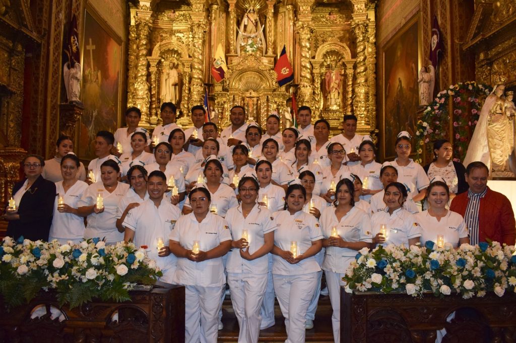 Imposición de Cofias de la IX Cohorte de Enfermería
