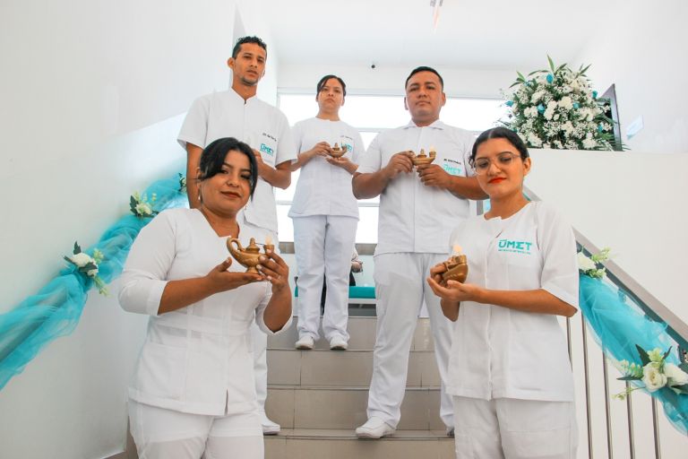 Ceremonia de Imposición de Cofias y Brazaletes de la IX cohorte de enfermería