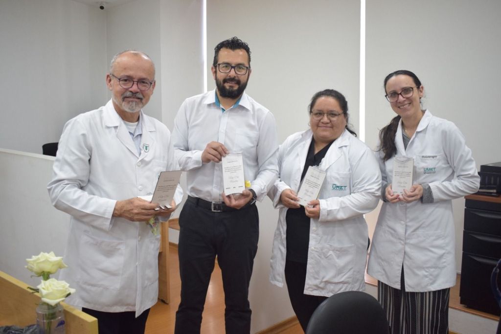 Feliz Día del Maestro UMET